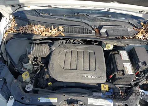 2012 Chrysler Town & Country Touring-L from USA, damaged, VIN 2C4RC1CG5CR376748